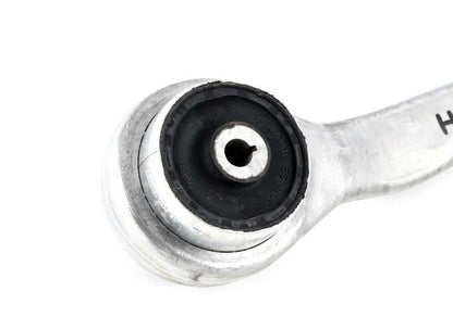 Vorderhängelarme mit dem linken Silentblock OEM 31126855741 für BMW F20, F21, F22, F23, F30, F31, F34, F32, F33, F36. Original BMW.