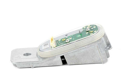Módulo LED luz diurna derecha OEM 63119498496 para BMW G29. Pieza original BMW.