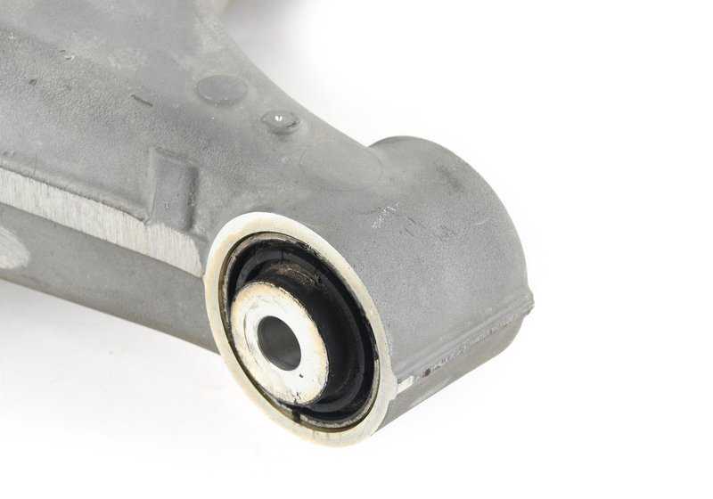 Brazo oscilante derecho para BMW Serie 5 E39 (OEM 33321093724). Original BMW.