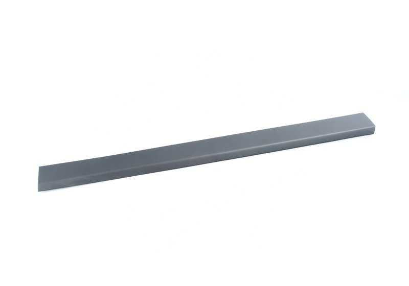 Moule côté avant droit OEM 51137352092 pour BMW X1 F48, F48N, F49, F49N. BMW d'origine.