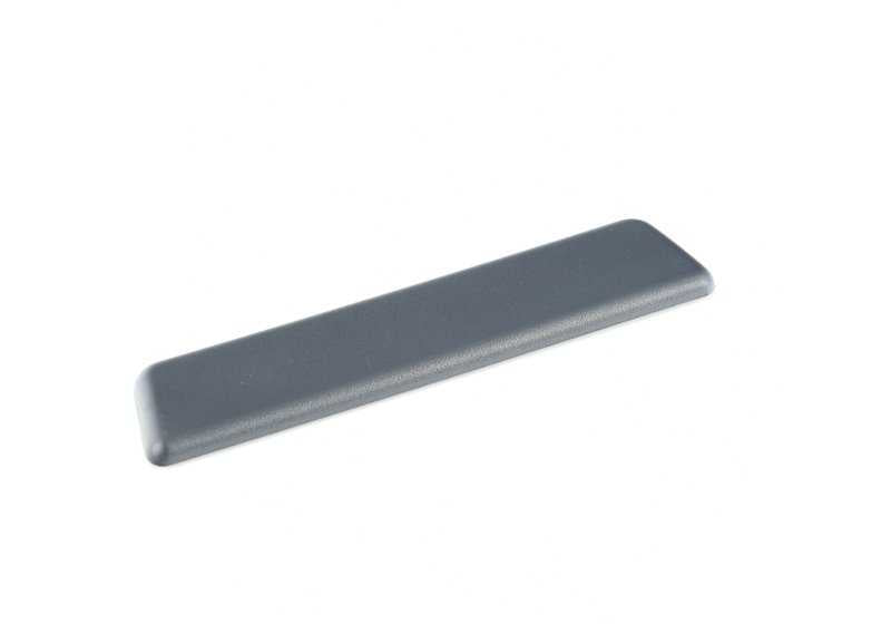 Central Embels Black Rear Rear Pings OEM 52208177059 for BMW E39 and E38. Original BMW.