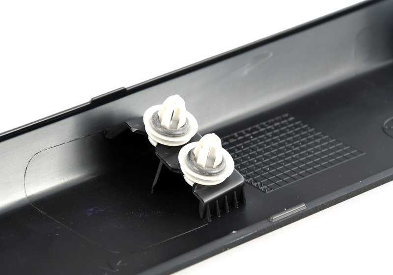 Moule côté avant droit OEM 51137352092 pour BMW X1 F48, F48N, F49, F49N. BMW d'origine.