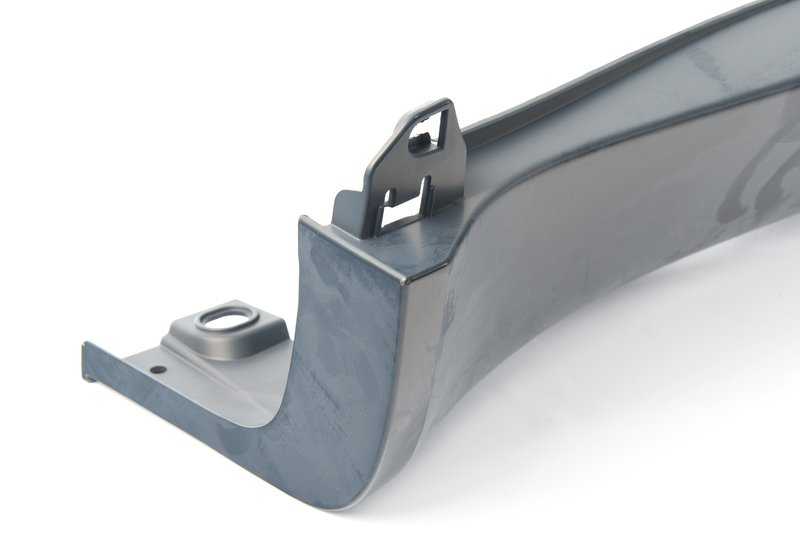 Cubierta embellecedora lateral derecha imprimada OEM 51778037290 para BMW E70. Original BMW.