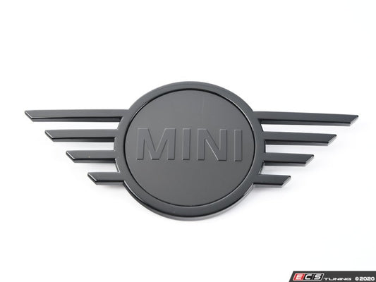 Emblema delantero MINI Piano Black (negro brillo) OEM 51149880865 para MINI Countryman F60, Countryman F60 LCI. Original MINI.