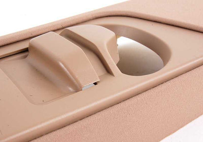 EEM superior à direita do Pilar B EEM 51437065364 para BMW E46. Cor bege clara. Peça interior original BMW.