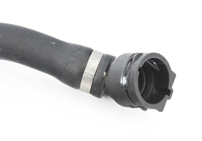 Manguera de refrigerante OEM 64219134076 para BMW Z4 E89 (sDrive23i, sDrive30i) con motor N52K, años 2009-2011. Conexión radiador - sistema de refrigeración. Original BMW.