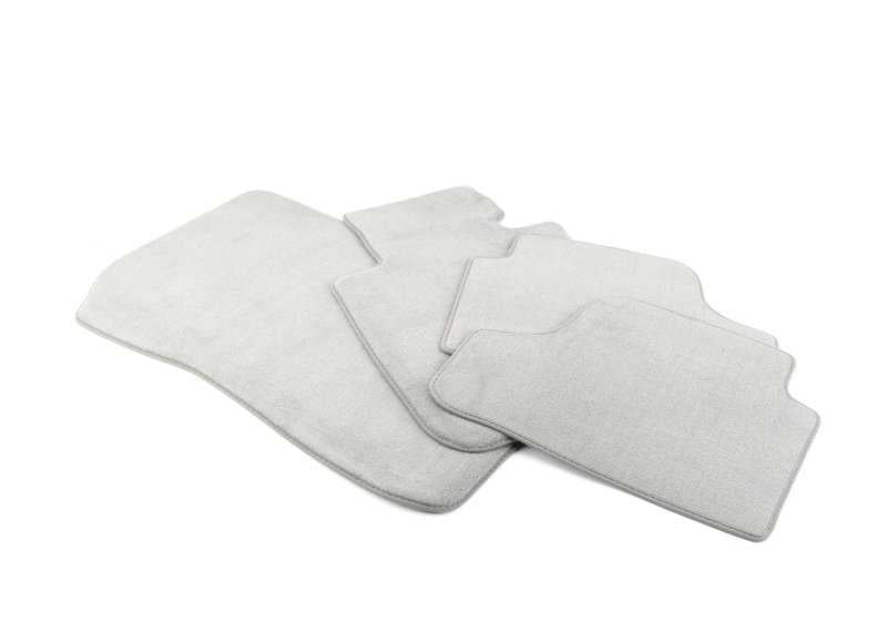 Alfombrillas originales velours OEM 51477316614 para BMW Serie 3 Cabrio y M3 Cabrio (E93). Juego de 4 piezas (delanteras y traseras). Disponible en varios colores. Original BMW.