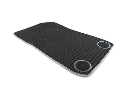 Alfombrillas originales velours OEM 51477316614 para BMW Serie 3 Cabrio y M3 Cabrio (E93). Juego de 4 piezas (delanteras y traseras). Disponible en varios colores. Original BMW.