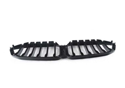 Rejilla decorativa delantera negra OEM 51138745303 para BMW X6 G06. Original BMW.