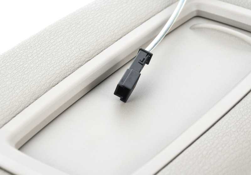 Visor de maquiagem iluminado à direita para BMW X5 E70, E70N (OEM 51167278574). BMW original