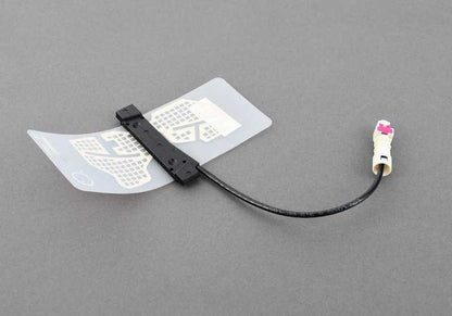 Antenna del telefono OEM 65209290621 per BMW F33, F33N, F83, F83N. BMW originale. Ideale per migliorare la ricezione mobile nella tua auto. Gruppo posteriore.