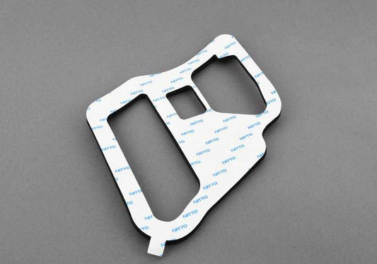 Carte d'éclairage arrière du cover de coffre gauche pour BMW F01, F02, F04 (OEM 63217225241). BMW d'origine.