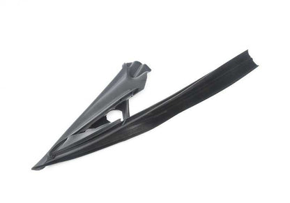 Junta exterior del triángulo del retrovisor izquierdo OEM 51337164935 para BMW E81, E82, E88. Original BMW.