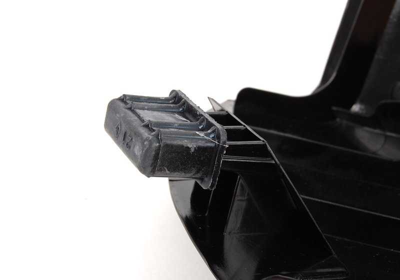 Revestimiento lateral con reposapiés M para BMW Serie 5 (E39). Original BMW. OEM 51432499065.