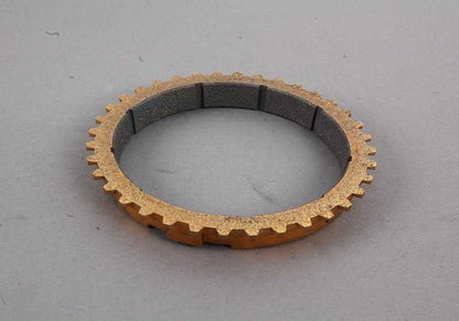 Anel sincronizador de caixa de câmbio OEM 23231209332 para BMW (E30, E12, E28, E24, E23). BMW original