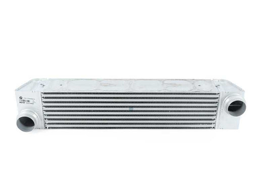 Intercooler OEM 17517791909 para BMW E60, E61, E63, E64, E65, E66. Original BMW.