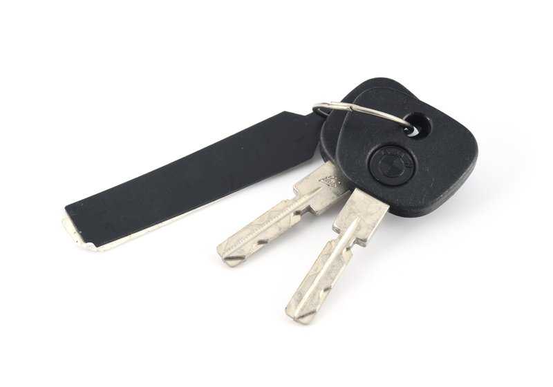 Rechts Schlüssel für BMW E34 (OEM 51218199752). Original BMW.