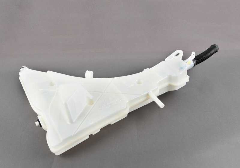 Depósito de agua del limpiaparabrisas OEM 61667377162 para BMW F16. Original BMW.