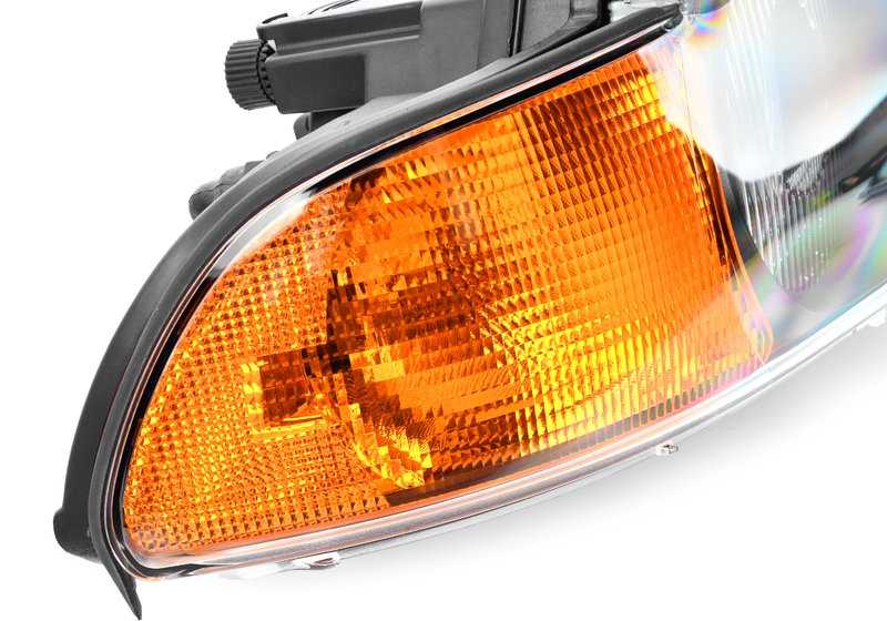 Faro delantero derecho con luz de xenón OEM 63128386560 para BMW E39. Original BMW.