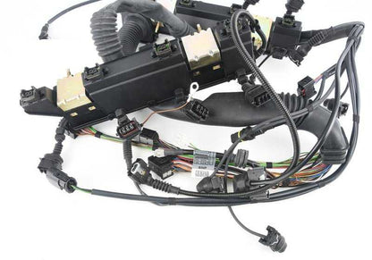Arnés de cableado motor OEM 12517503647 para BMW Serie 5 E39. Original BMW.