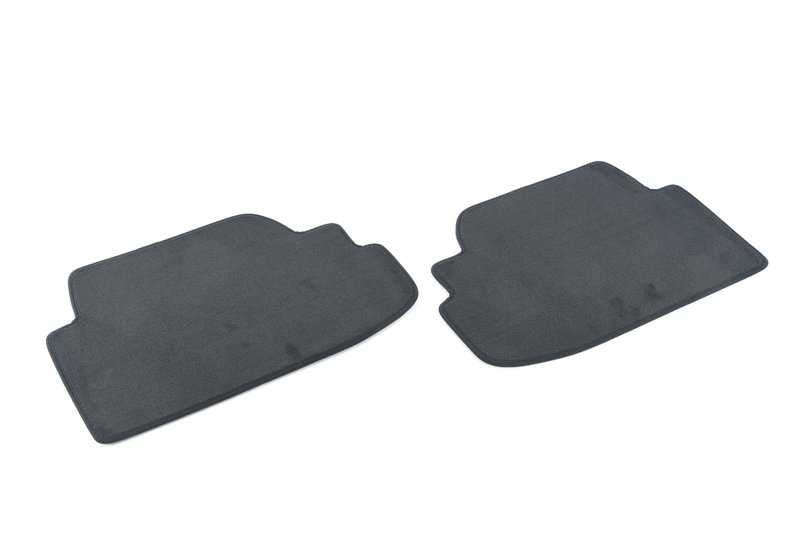 Alfombrillas de velours OEM 51477316483 para BMW E82 (Serie 1 Coupé). Original BMW.