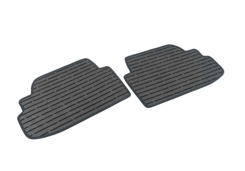 Alfombrillas de velours OEM 51477316483 para BMW E82 (Serie 1 Coupé). Original BMW.