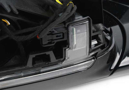 Espejo retrovisor derecho calefactable con memoria OEM 51168078740 para BMW X3 F97 y G01 {M40d, M40i, M Competition}. Original BMW.