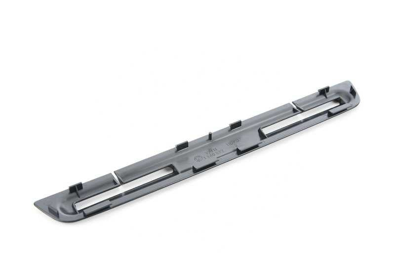 Embellecedor de cinturón trasero OEM 72118179969 para BMW E36 y E31. Color antracita. Pieza original BMW.