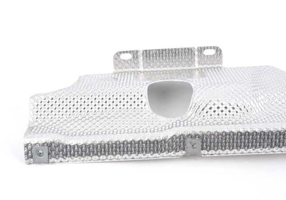 Aislante térmico para transmisión OEM 51483413833 para BMW X3 (E83). Original BMW.