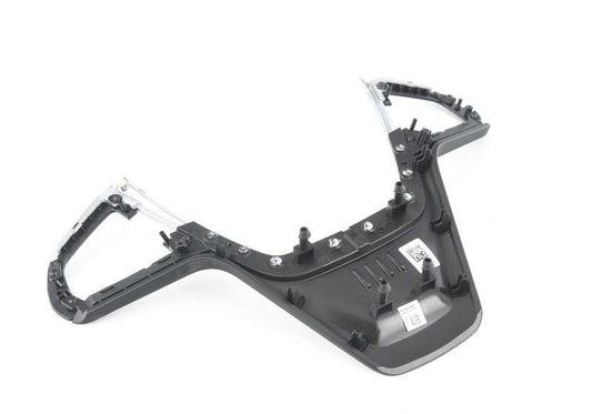 Embellecedor del volante OEM 32306869561 para BMW G30, G31. Compatible con versiones 518d, 520d (manual y automático). Pieza original BMW.