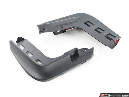 Conjunto de pára-lamas dianteiros (2 unidades) pretos OEM 82162338565 para MINI F56, F56 BEV, F56 LCI, F56 BEV LCI, MINI Cabrio F57, F57 LCI. MINI originais.