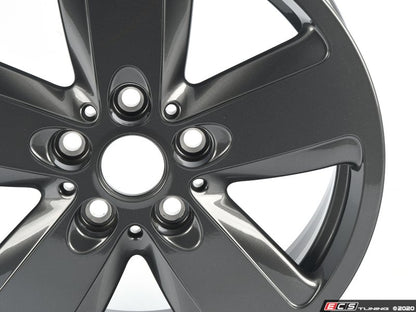 Cerchio in lega leggera 16" 6.5J ET54 Spectre Grey Dark Metallic OEM 36116887935 per MINI F55, F56, F56 BEV, F57 Cabrio... e altro. MINI originale.