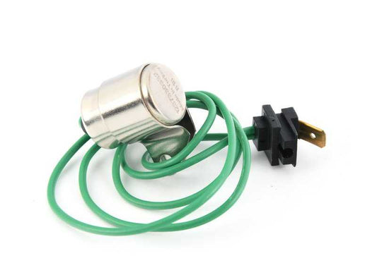 Condensador para BMW E12 (OEM 12111356920). BMW original