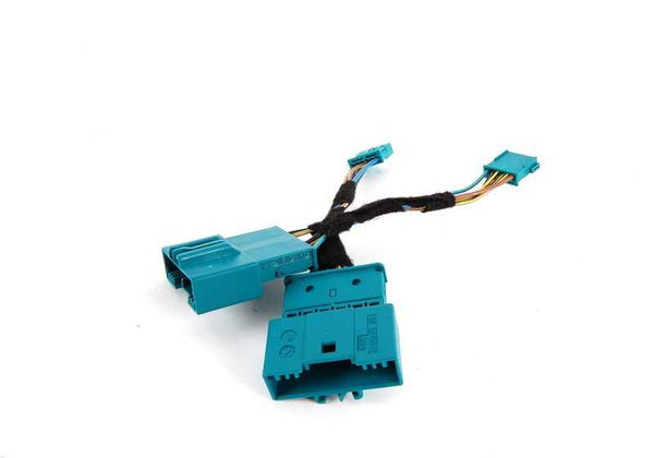 Cableado de actualización para faros traseros (Facelift) OEM 61122181307 para BMW Serie 3 Coupé E92 (Modelos compatibles con faros Facelift). Original BMW.