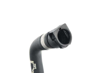 Tambuco di radiatore refrigerante per la BMW 1 F20N Serie, F21N Serie 2 F22, F22N, F23, F23N Series 3 F30n, F31N, F34N, F35N Series 4 F32, F32N, F33, F33N, F36, F36N (OEM 1712861659). BMW originale.