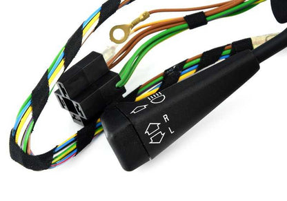 Interruptor de intermitentes, luces de cruce y largas OEM 61311372296 para BMW E23. Original BMW.