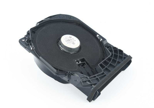 Baixo central esquerdo para BMW Série 1 F20, F21, Série 2 F22, F23, F87, Série 3 F30, F31, F34, F35, F80, Série 4 F32, F33, F36, F82, F83 (OEM 65139210147). BMW original