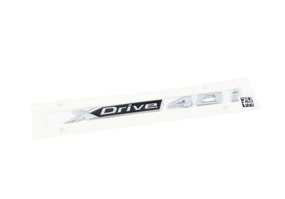 Emblema trasero "xDrive 40i" OEM 51147436013 para BMW X5 G05, G05N y BMW X7 G07, G07N. Original BMW.