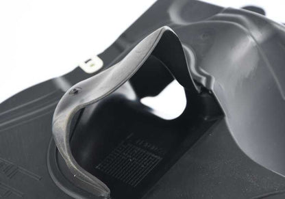Revestimiento bajos trasero izquierdo OEM 51758070397 para BMW F90 M5, F90 M5 LCI… y más. Original BMW.