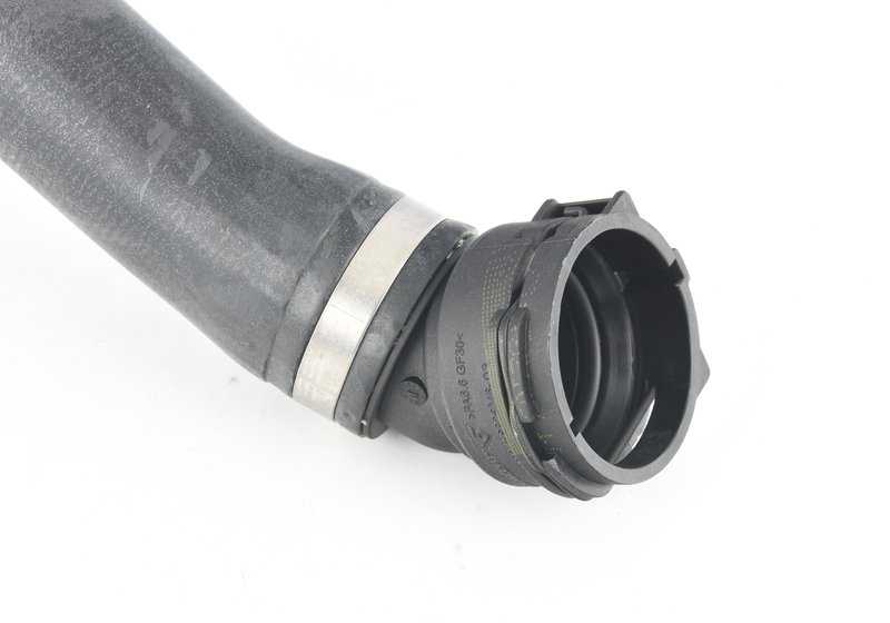 Manguera de radiador OEM 17128602603 para BMW G30, G31, G32, G11, G12. Conecta el radiador con la bomba de agua. Repuesto original BMW.