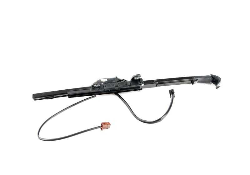 Gurtbringer gauche pour BMW F87, F32, F82 (OEM 72117307915). BMW d'origine.