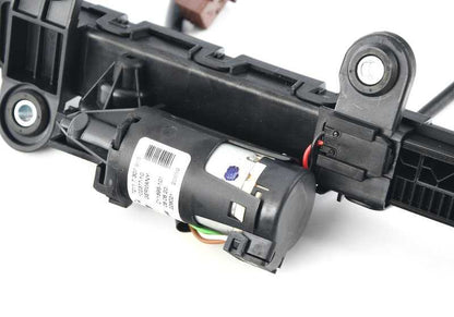 Gurtbringer gauche pour BMW F87, F32, F82 (OEM 72117307915). BMW d'origine.