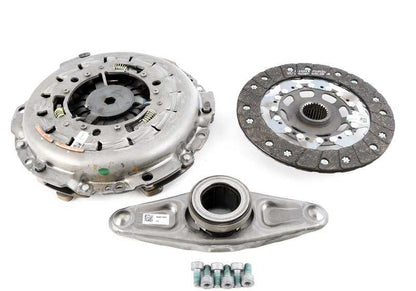 Kit embrague completo OEM 21219505034 para BMW G87, G80, G80N, G82, G82N. Incluye disco 215mm. Compatible con varios modelos M. Original BMW.