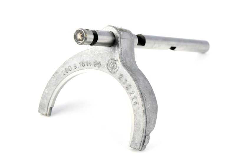 Varilla de cambio 5ª y marcha atrás OEM 23311224197 para BMW E30, E28, E34, E24, E23, E32, Z1. Original BMW.