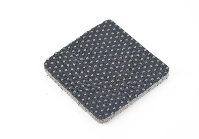 Inserto central para consola OEM 51162268019 para BMW Serie 3 E36 {316g, 316i, 318tds}. Original BMW.