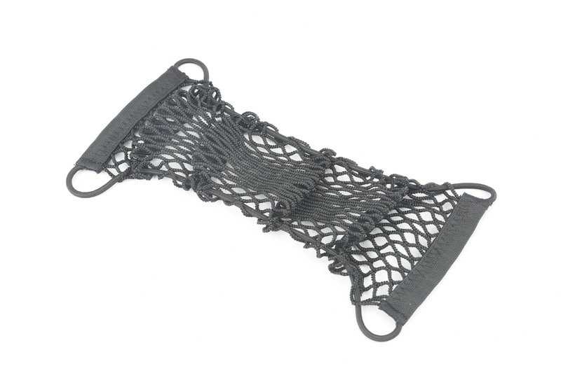 Red para suelo delantero OEM 51473415474 para BMW E83 y E83N. Ideal para guardar objetos pequeños en el suelo del coche. Color antracita. Original BMW.
