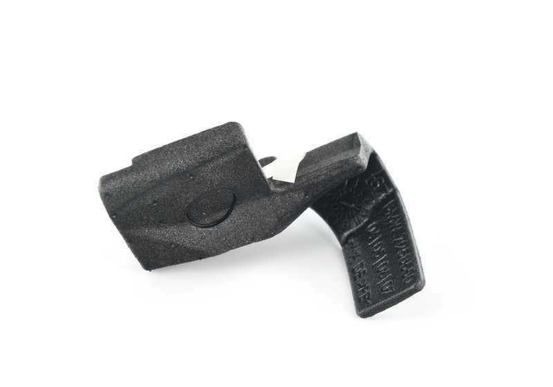 Junta embellecedora pilar B derecho OEM 51337258550 para BMW F30, F31, F35, F80. Original BMW.