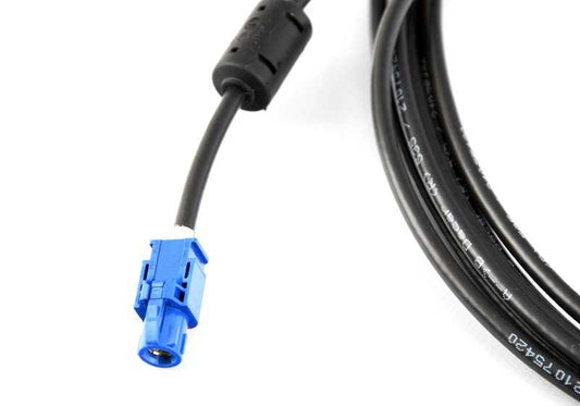 Cable USB OEM 61119341378 para BMW F20, F21, F22, F23, F25, F26, F30, F31. Compatible con varios modelos. Accesorio original BMW para conexión multimedia o carga.
