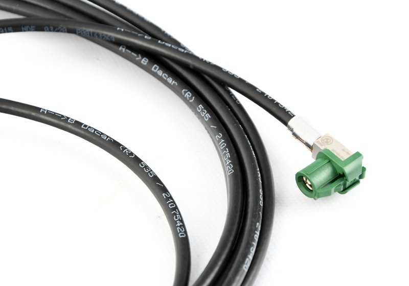 Cable USB OEM 61119341378 para BMW F20, F21, F22, F23, F25, F26, F30, F31. Compatible con varios modelos. Accesorio original BMW para conexión multimedia o carga.