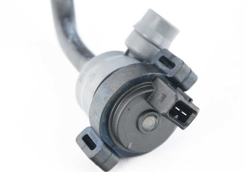 Vanne de ventilation du réservoir avec tube OEM 13907636159 pour BMW F07, F10, F11, F06, F12, F13, F01, F02. BMW d'origine.